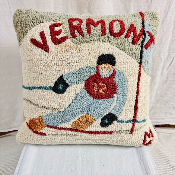 Chandler 4 Corners Hand Hooked Wool VERMONT ski pillow Laura Megroz 17” square - Picture 1 of 6